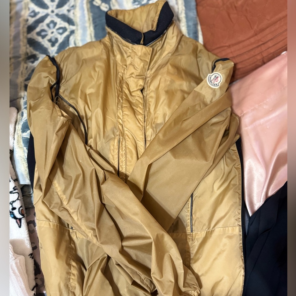 AUTHENTIC MONCLER WINDBREAKER